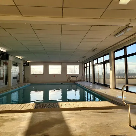 Studio 405 Op Zeedijk Met Frontaal Zeezicht 4De Verdiep Middelkerke Exterior photo